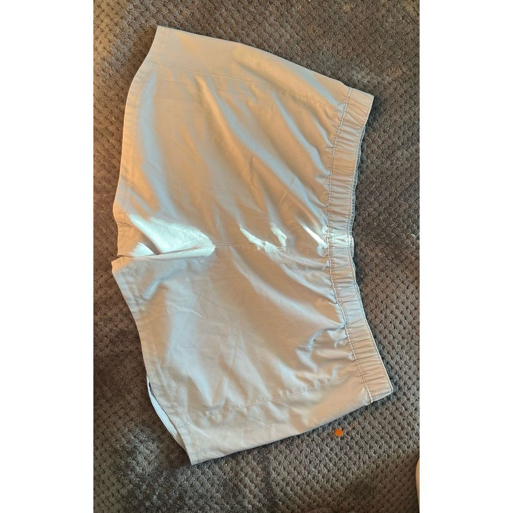 Women's Columbia shorts